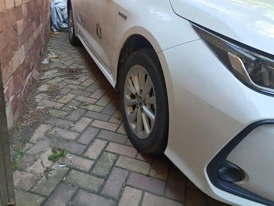 Toyota Corolla — миниатюра 6