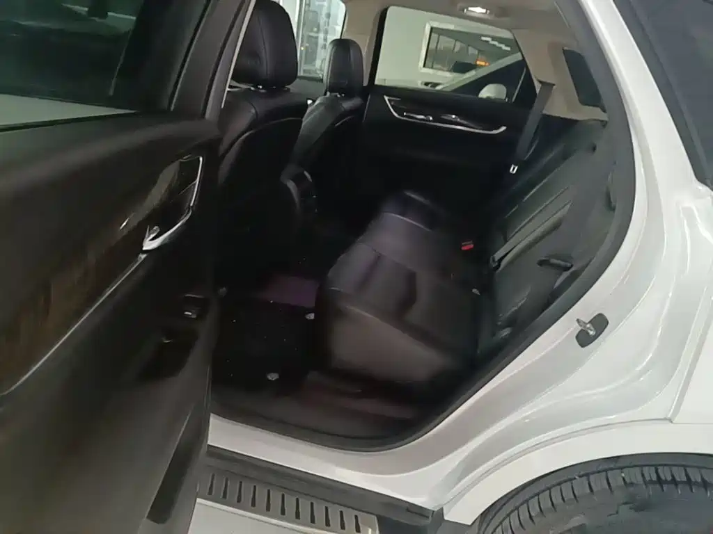 Cadillac XT5 — миниатюра 17