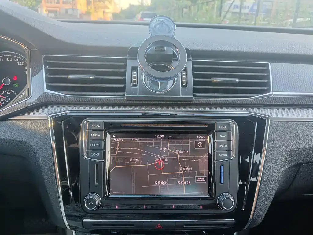 Volkswagen Passat — миниатюра 24