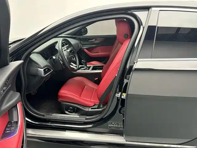 Jaguar XEL — миниатюра 7