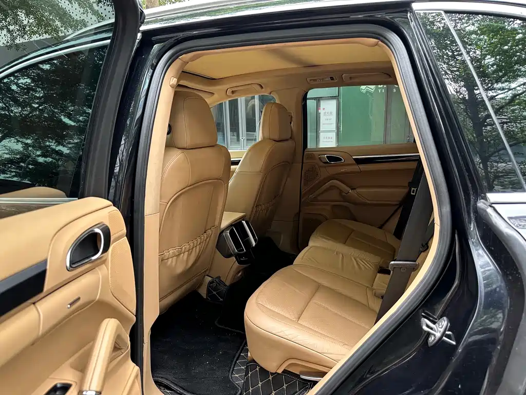 Porsche Cayenne 2011 Cayenne 3.0T
