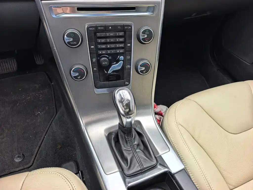 Volvo XC60 (Import) — миниатюра 13