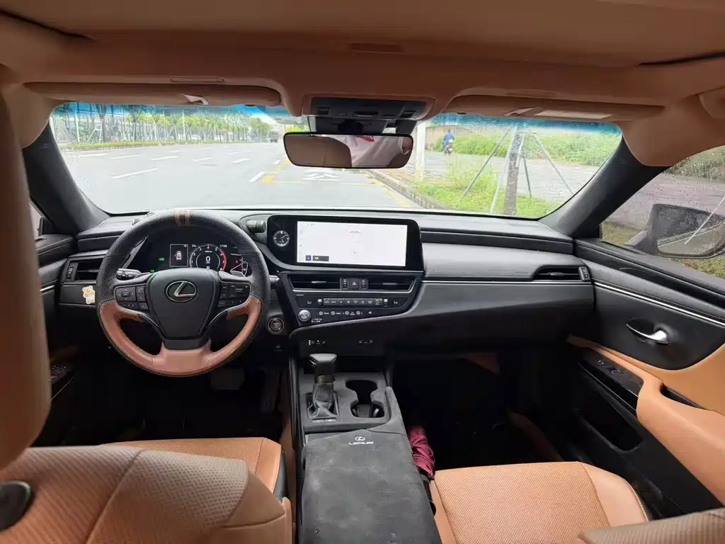 Lexus ES — миниатюра 4