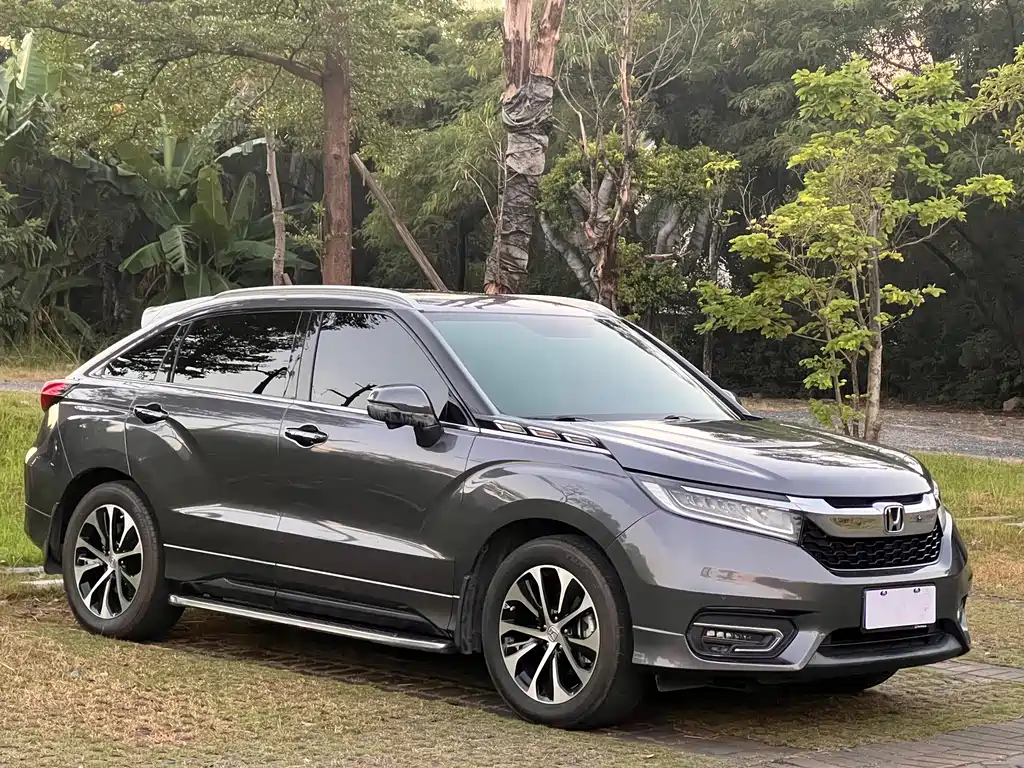Honda Avancier — миниатюра 3