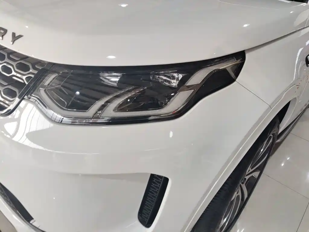 Land Rover Discovery Sport — миниатюра 18