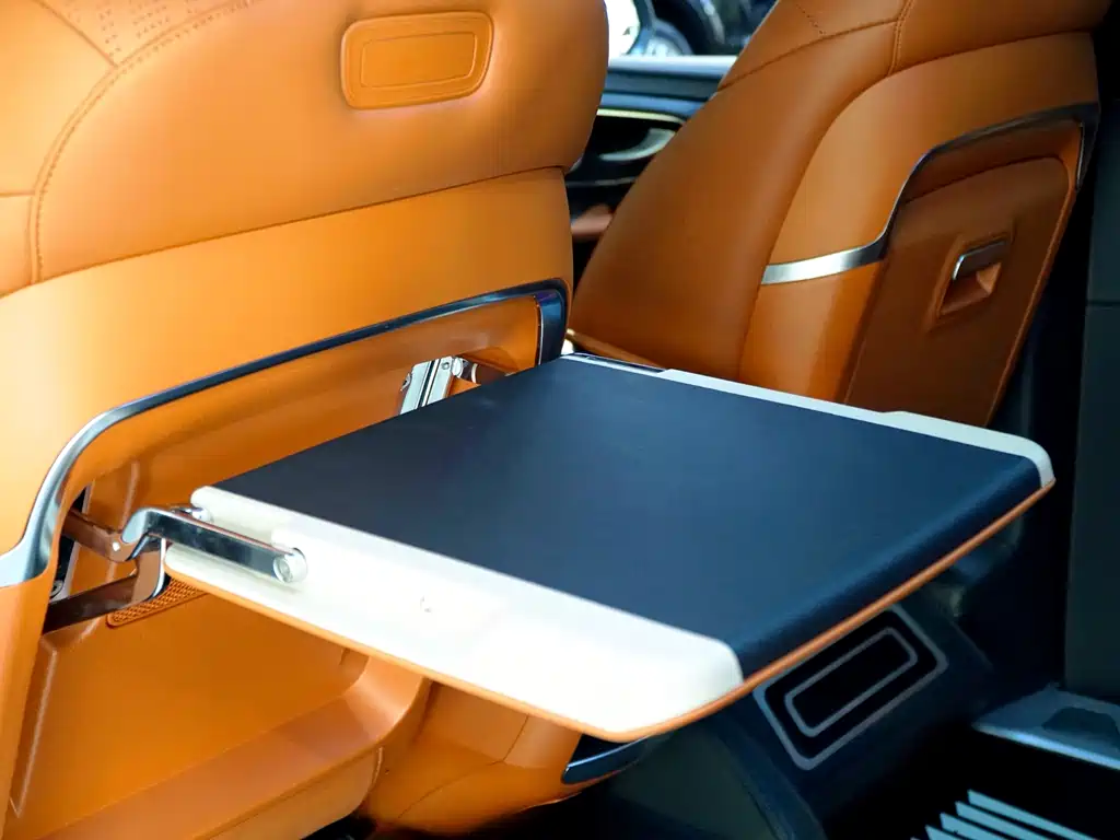 MERCEDES-BENZ V CLASS