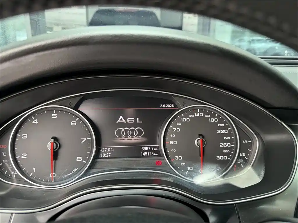 Audi A6L 2014 30 FSI