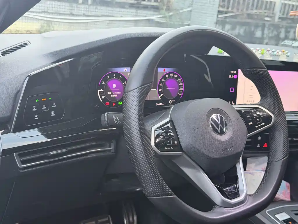 Volkswagen Golf — миниатюра 11
