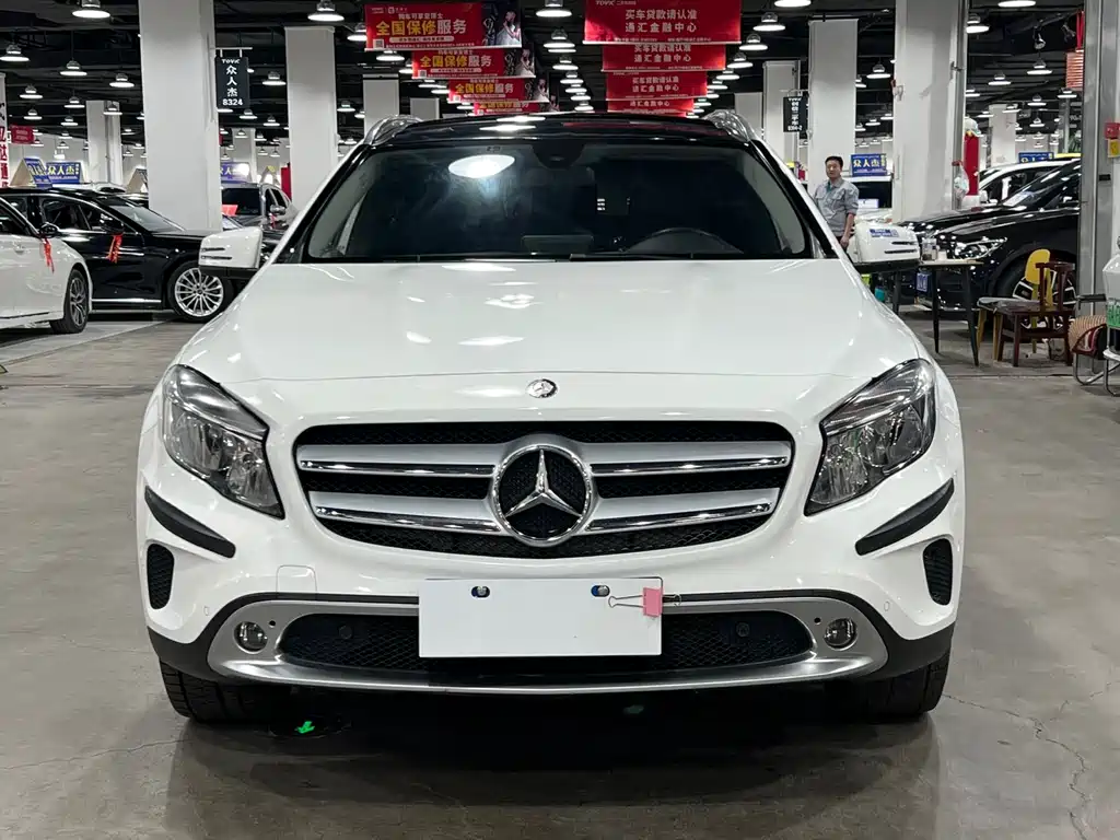 Mercedes-Benz GLA 2016