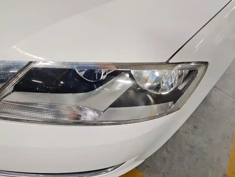 Volkswagen Lavida — миниатюра 5