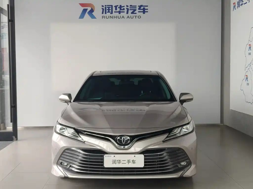 Toyota Camry — миниатюра 2