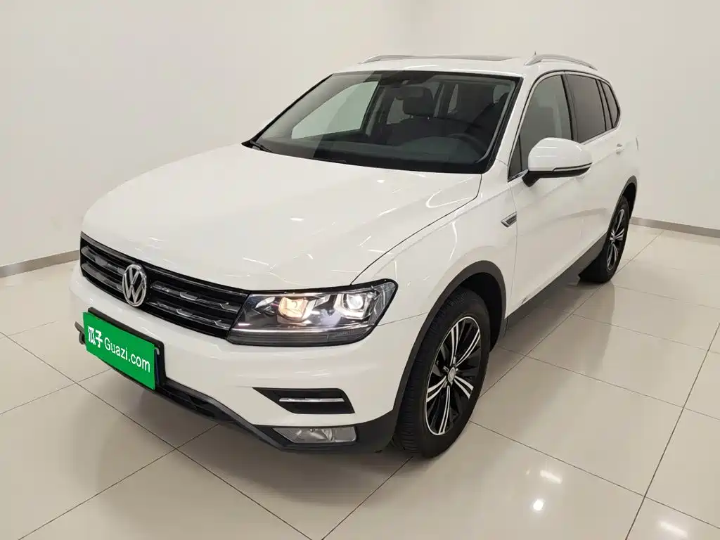 Volkswagen Tiguan L L 2019 330TSI AT Comfort VI