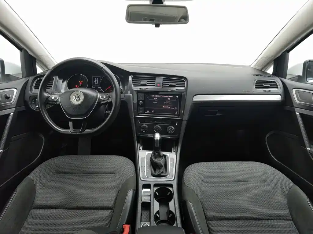Volkswagen Golf — миниатюра 5