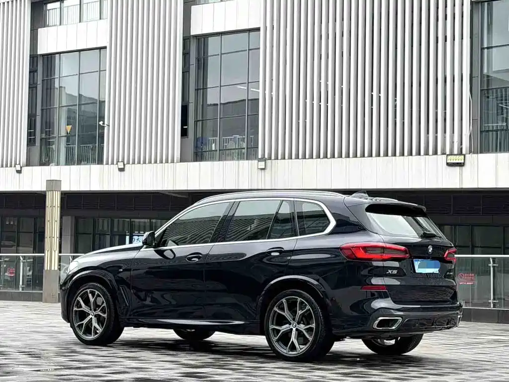 BMW X5 2019 xDrive40i Premium M Sport