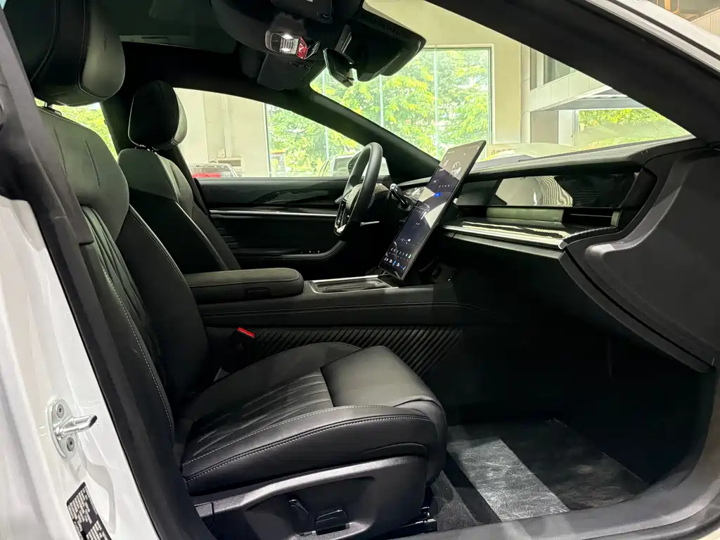 Neta S Shooting Brake — миниатюра 20