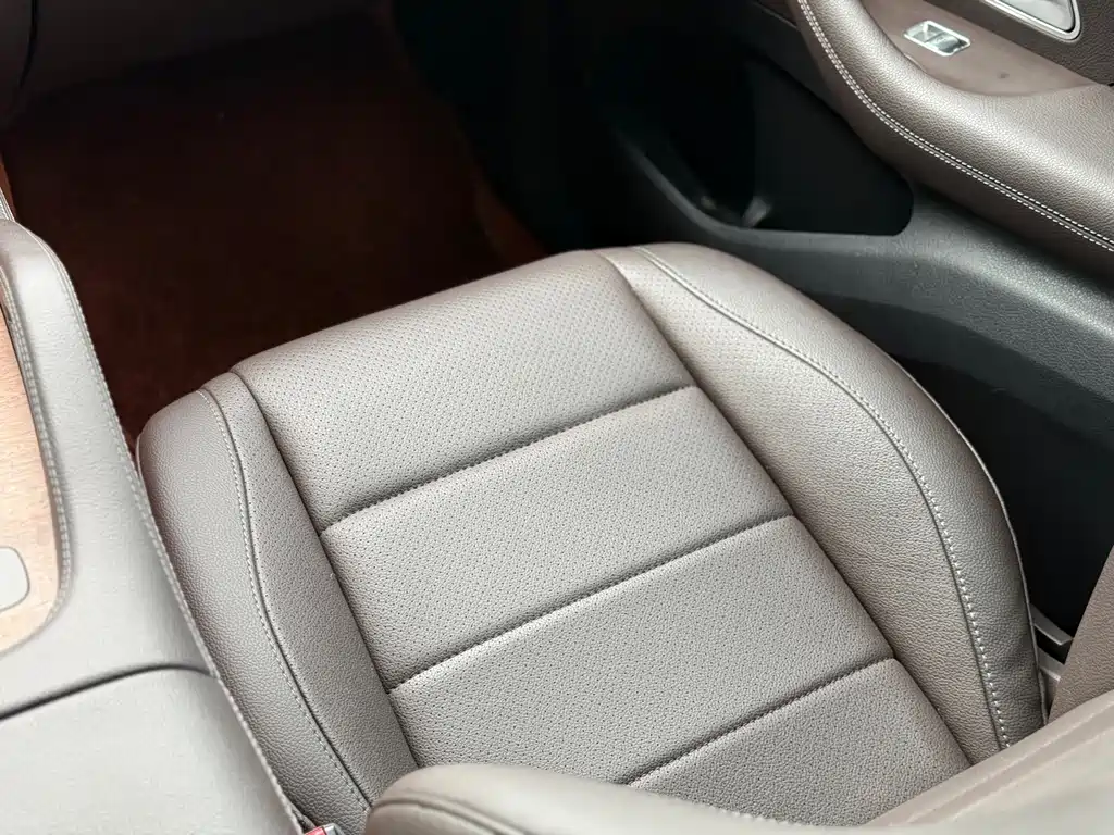Mercedes-Benz GLE New Energy — миниатюра 12