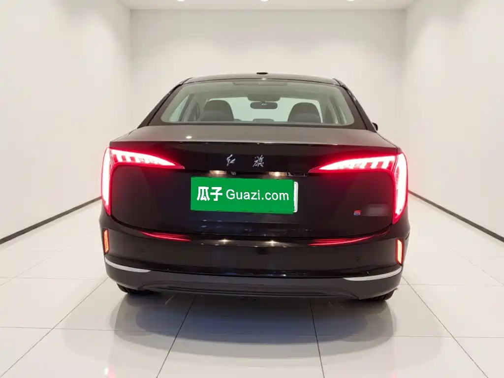 Hongqi Hongqi E-QM5 — миниатюра 3