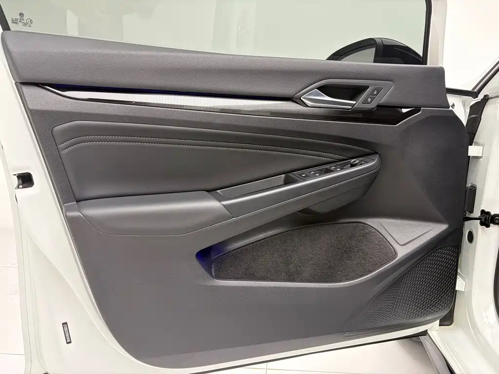 Volkswagen Golf 2023 280TSI DSG R-Line Lite