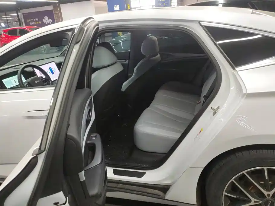 BYD Seal — миниатюра 11