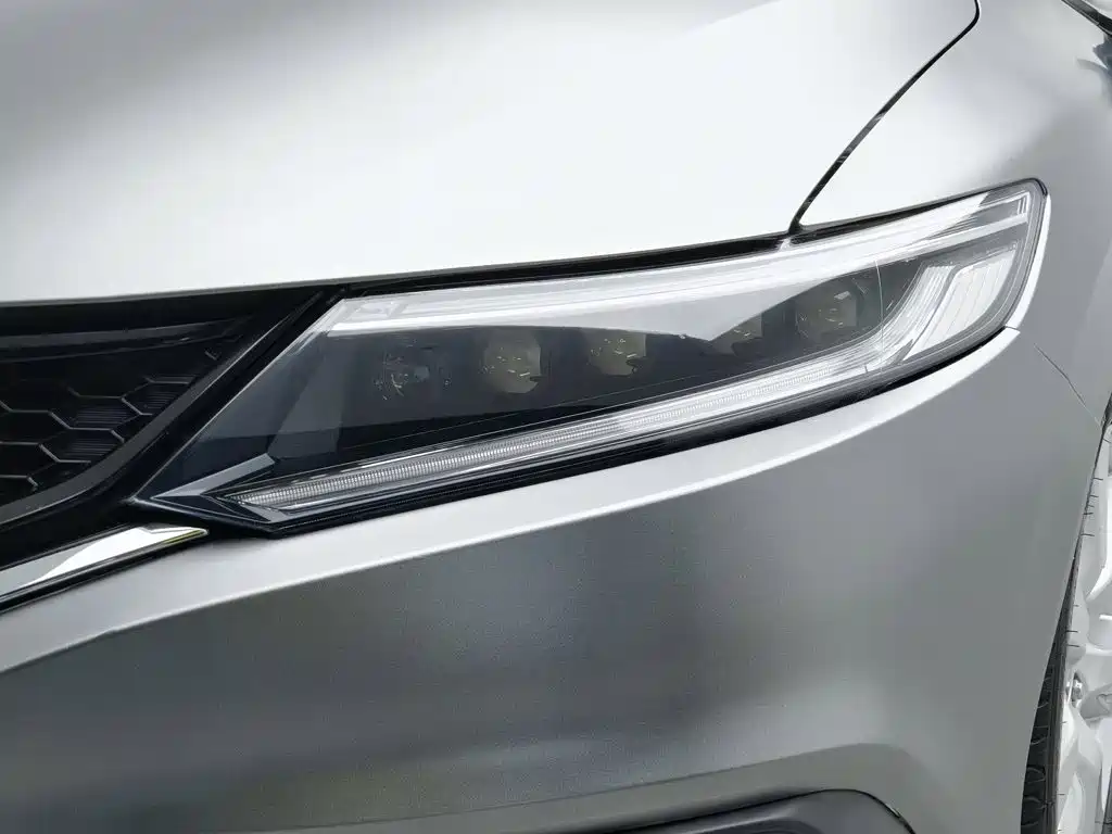 Honda Jade — миниатюра 7