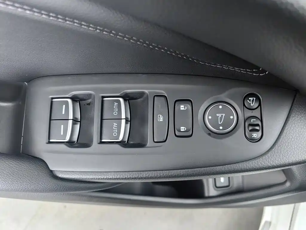 Honda Accord — миниатюра 9