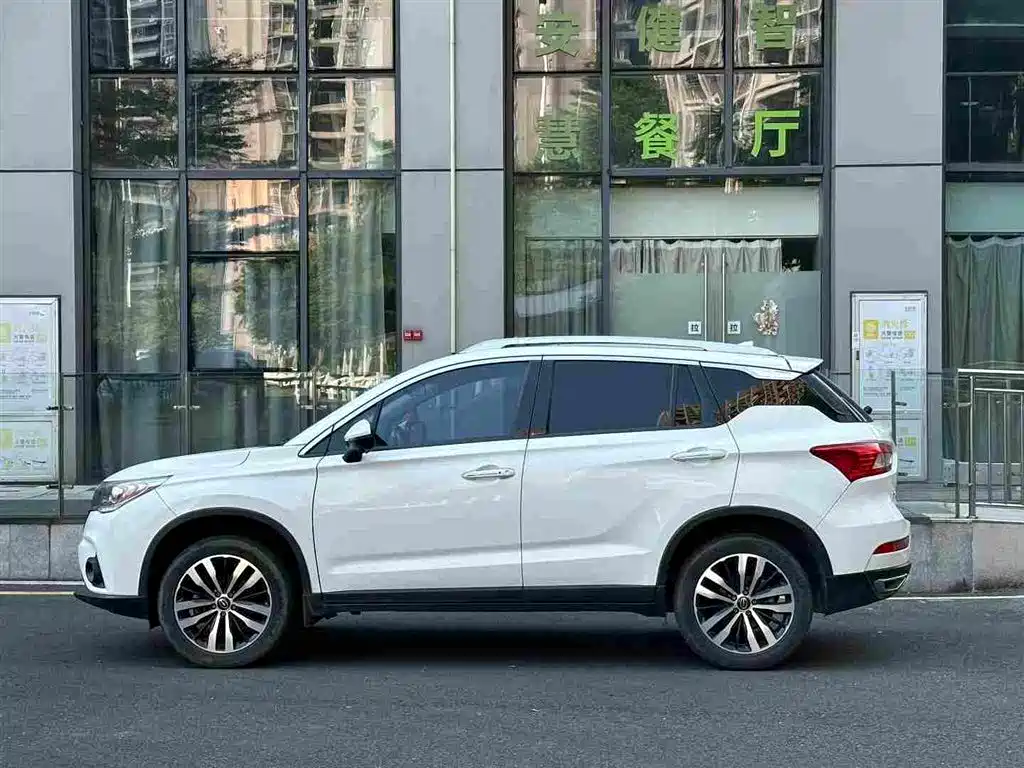 GAC Motor Trumpchi GS4 — миниатюра 2
