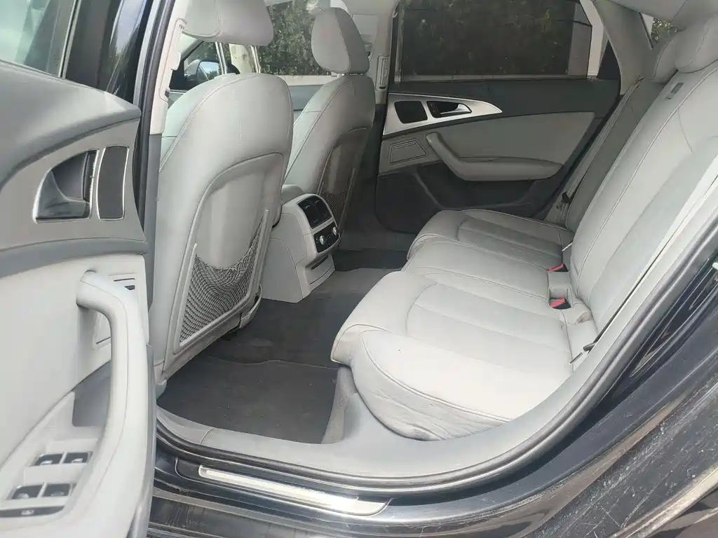 Audi A6L 2012 30 FSI Comfort