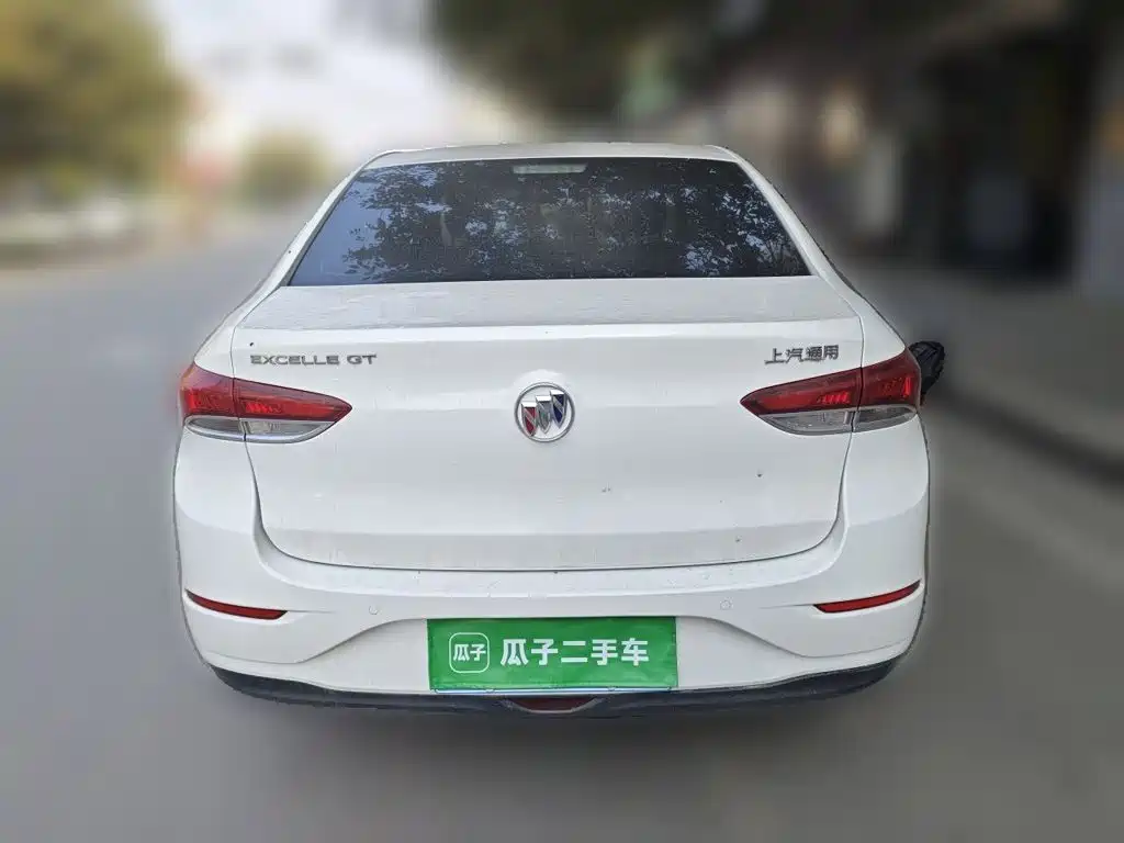 Buick Excelle — миниатюра 3