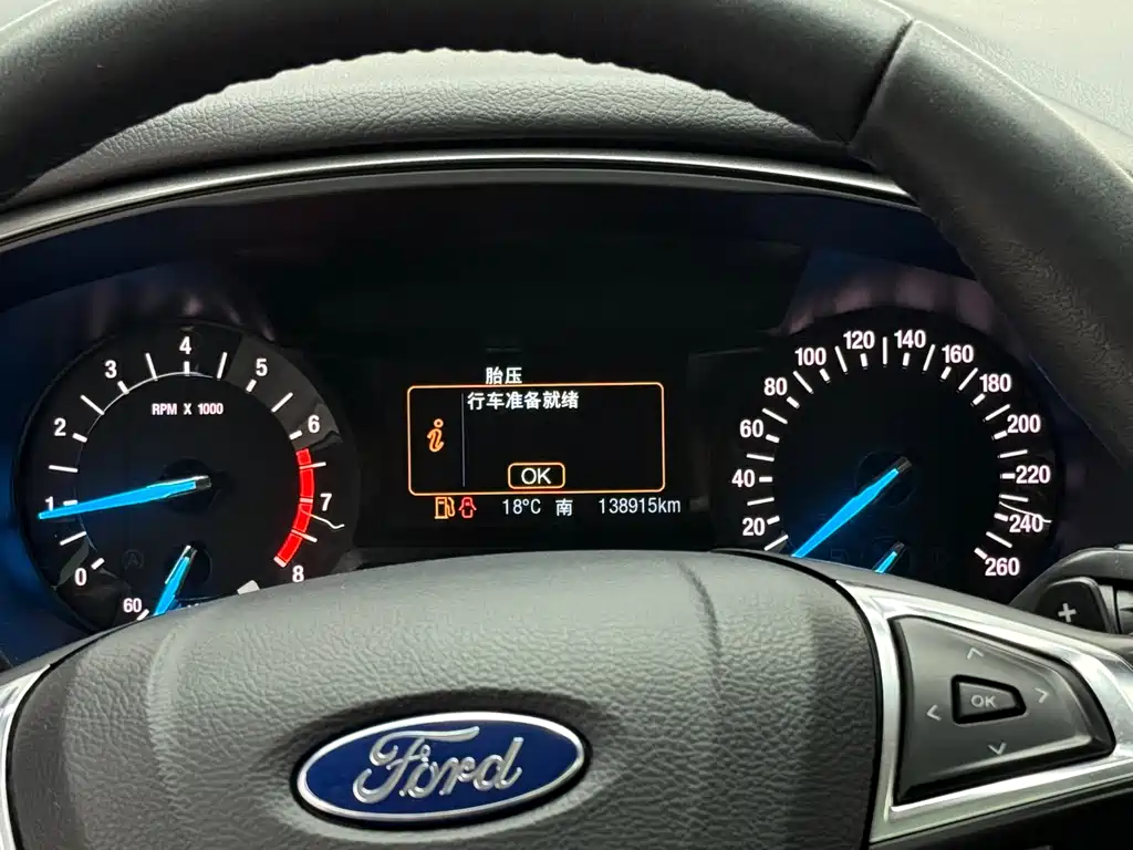 Ford Mondeo - фото 14