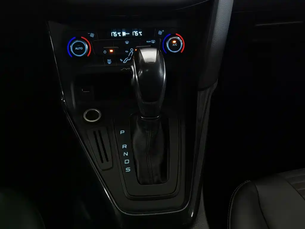 Ford Focus — миниатюра 13