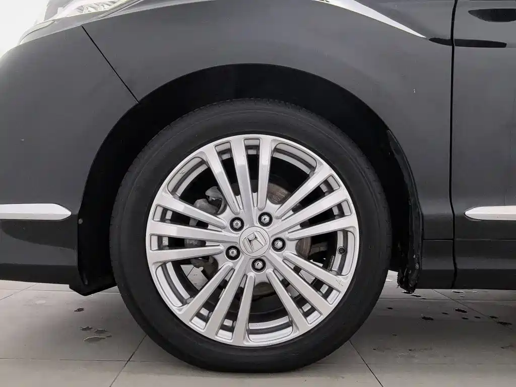 Honda Elysion — миниатюра 17