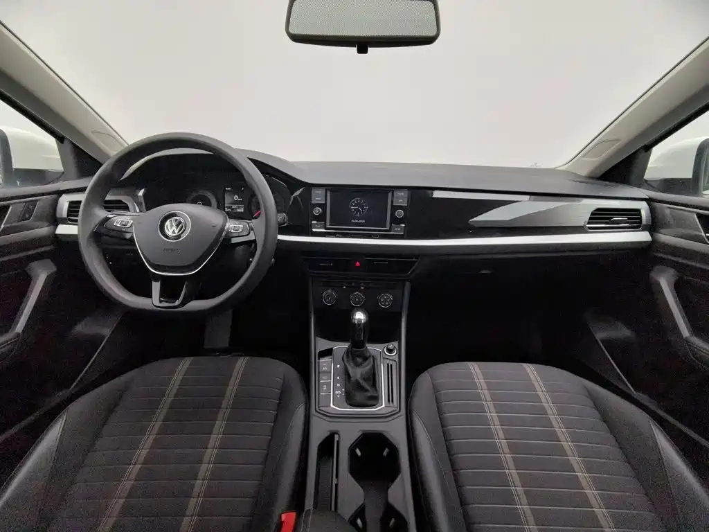 Volkswagen Lavida — миниатюра 5
