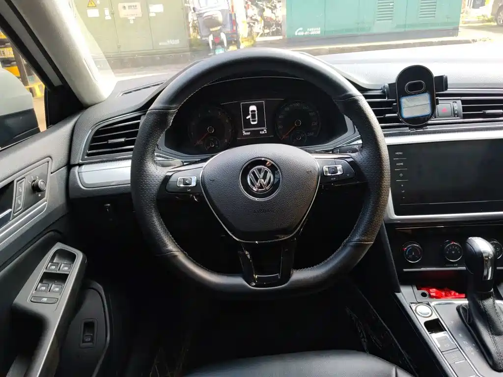 Volkswagen Lamando — миниатюра 11