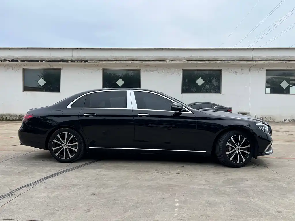 Mercedes-Benz E-Class New Energy Facelift 3 E 350 e L Plug-in Hybrid Sedan, фото 4