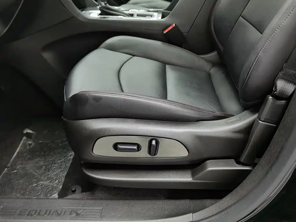 Chevrolet Equinox — миниатюра 20