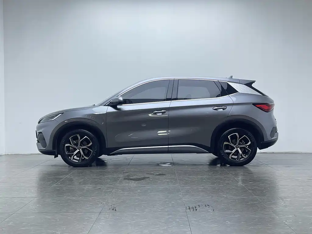 BYD Yuan Plus — миниатюра 8