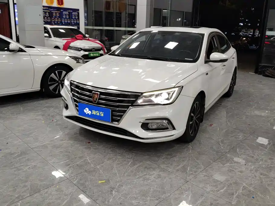 Roewe i5