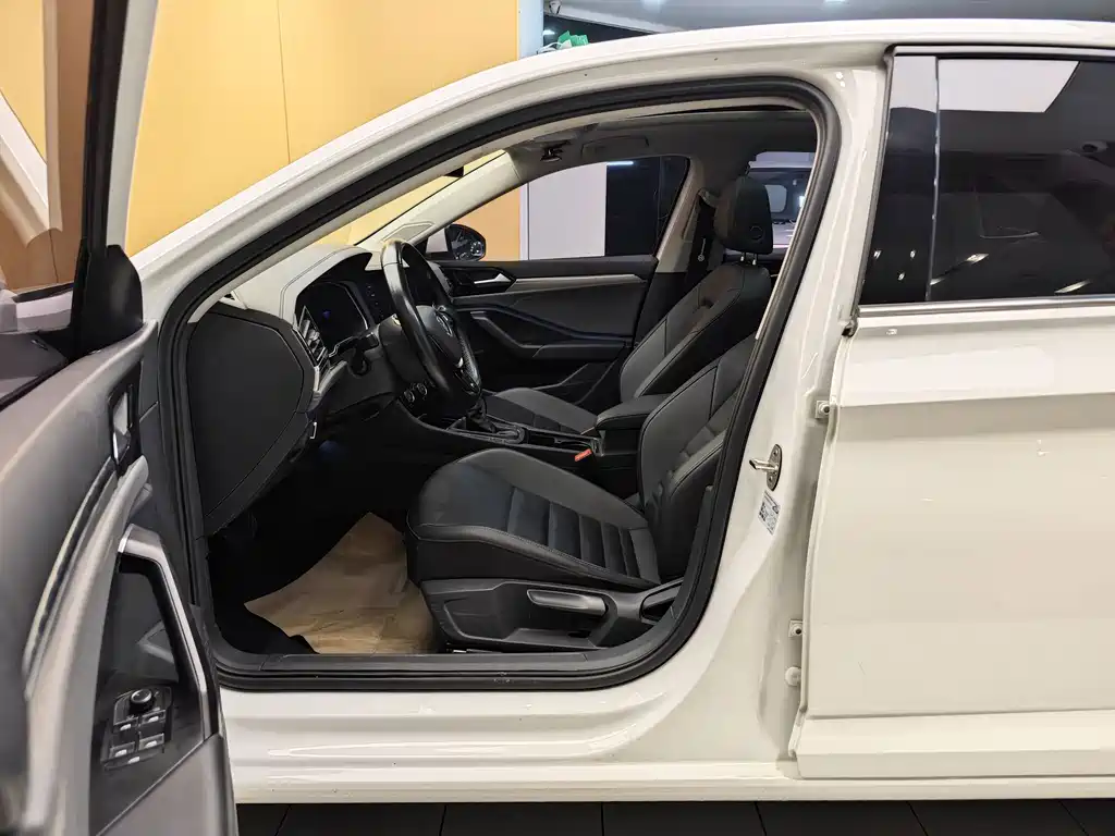 Volkswagen Sagitar — миниатюра 13