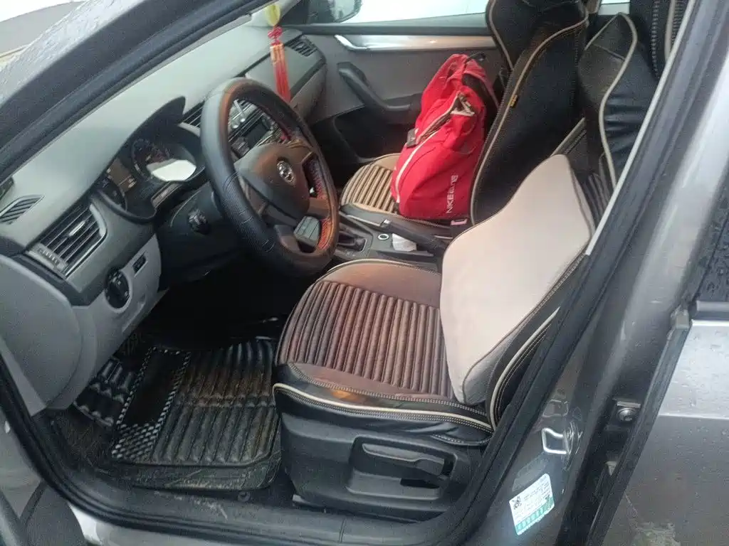Skoda Octavia — миниатюра 16