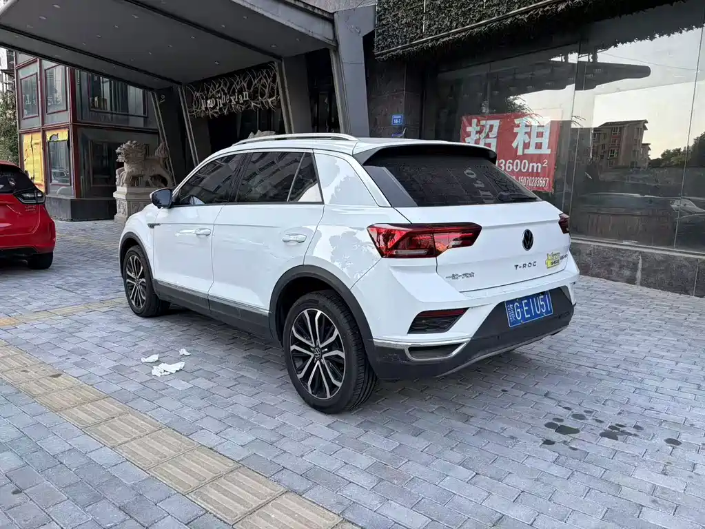 Volkswagen T-Roc — миниатюра 4