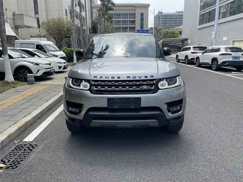 Land Rover Range Rover Sport 2017 3.0 SC V6 SE