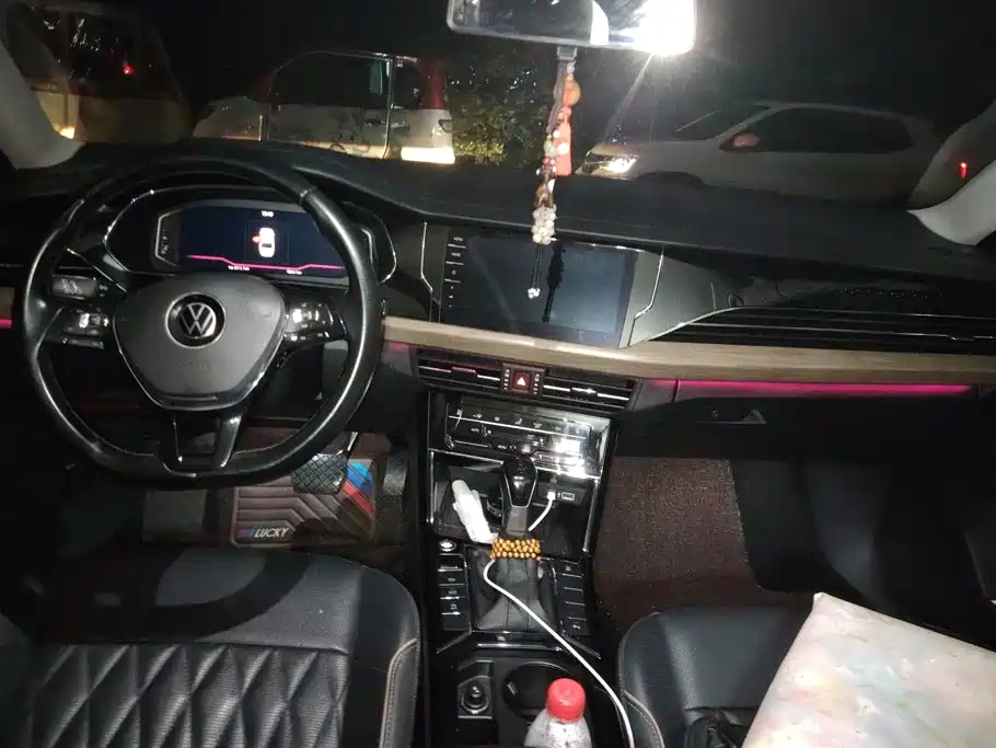 Volkswagen Passat — миниатюра 12