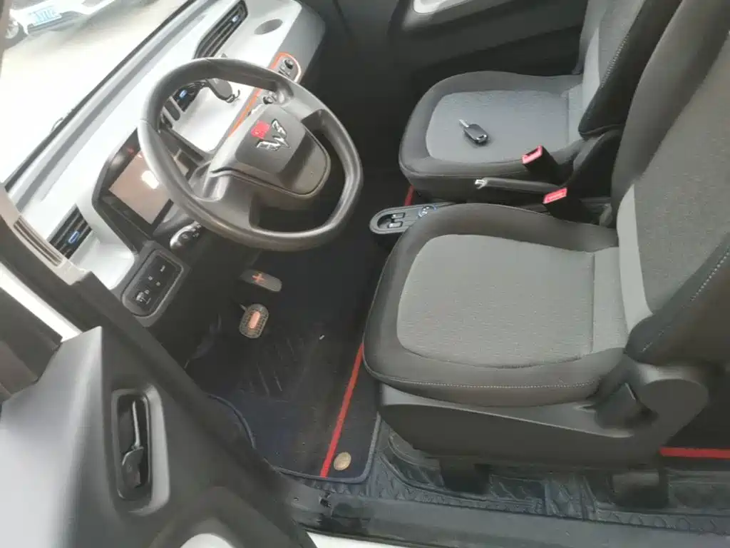 Wuling MINIEV — миниатюра 15