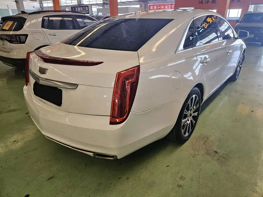 Cadillac XTS — миниатюра 7