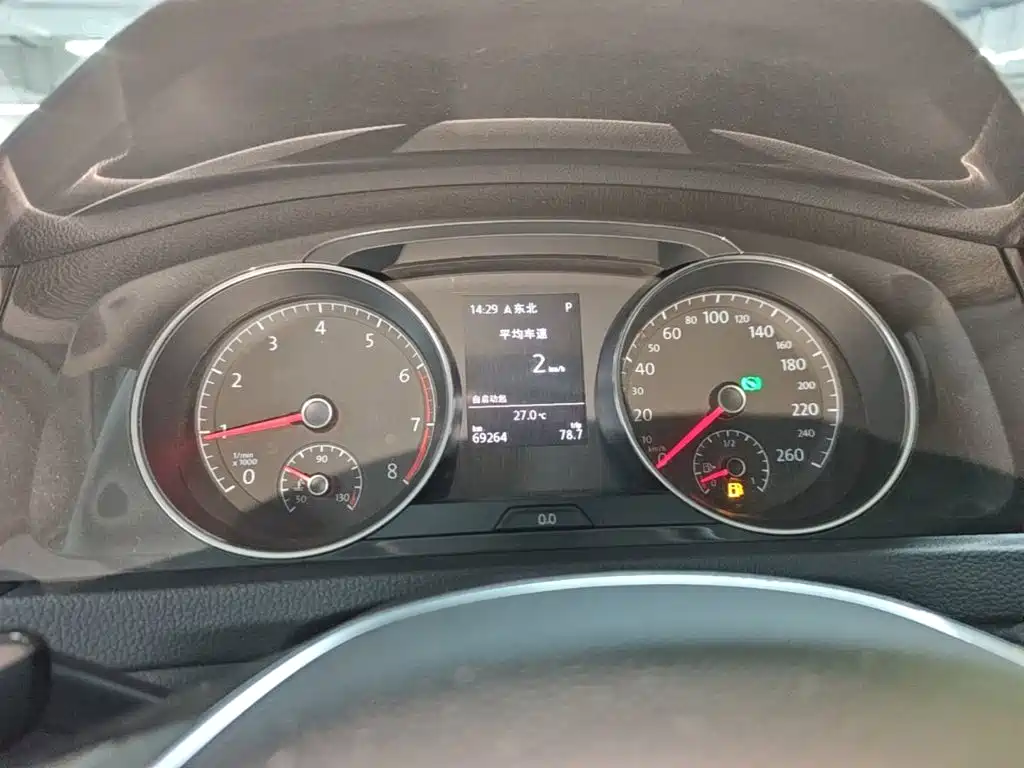 Volkswagen Golf — миниатюра 12