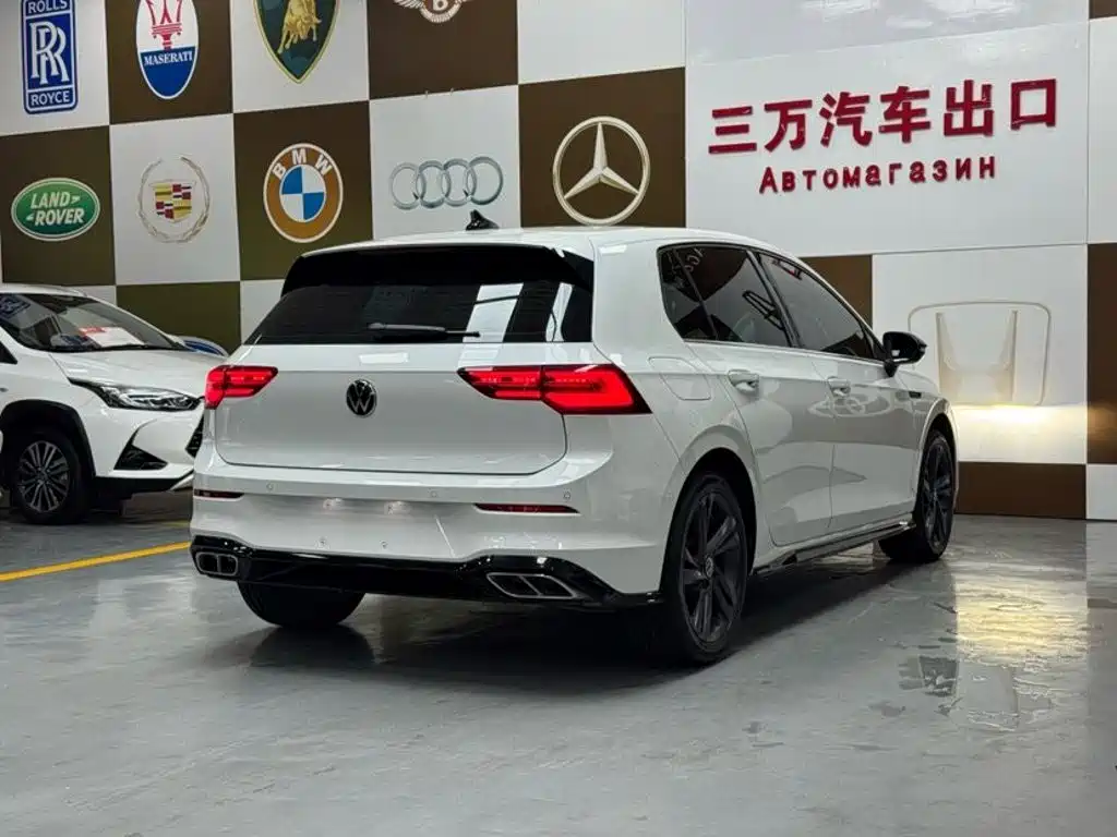 Volkswagen Golf — миниатюра 6