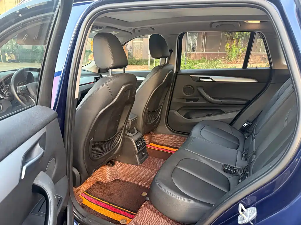 BMW X1 — миниатюра 4