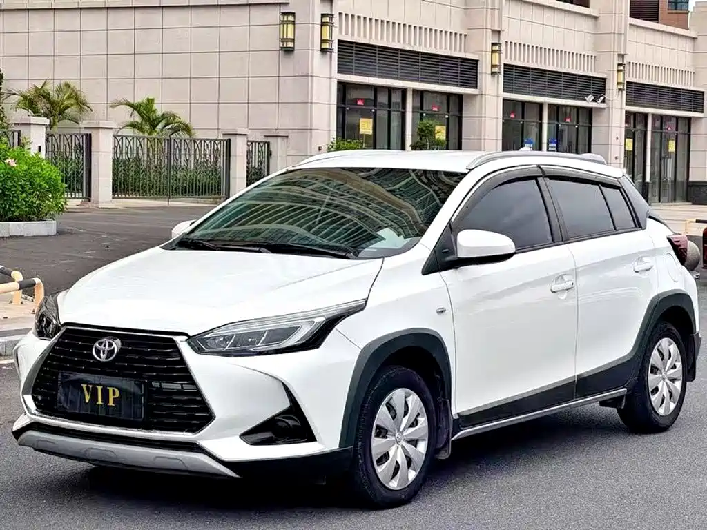 Toyota Yaris L