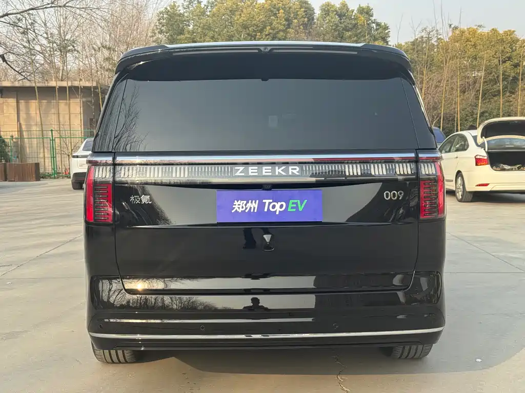 ZEEKR EXTREME KRYPTON 009