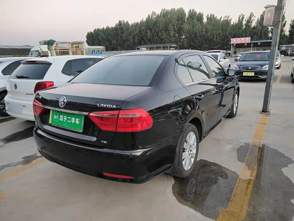 Volkswagen Lavida — миниатюра 7